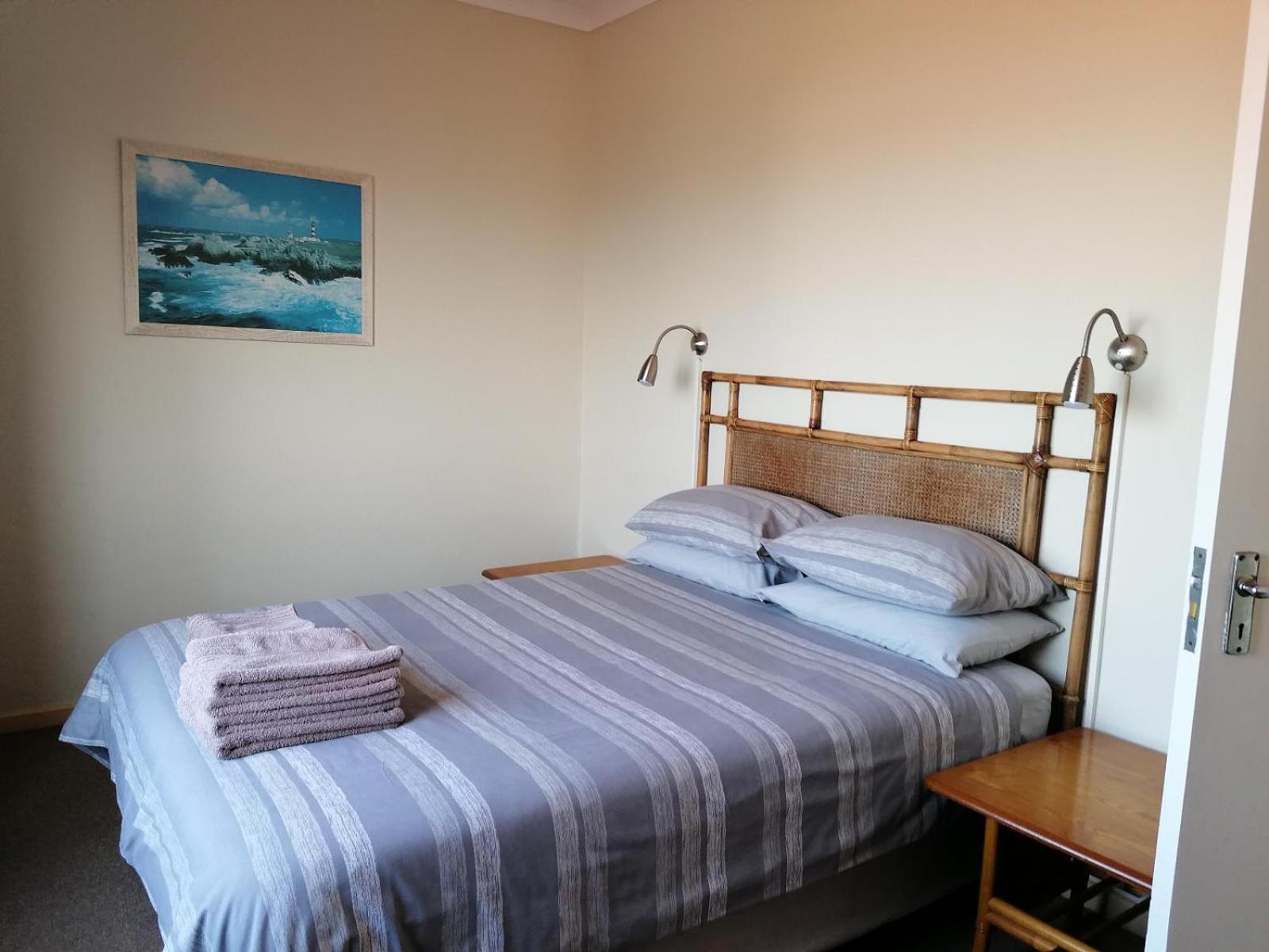 Secret Sands Glenmore 3* Port Edward